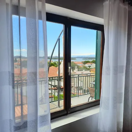 Baratula Apartment Murter